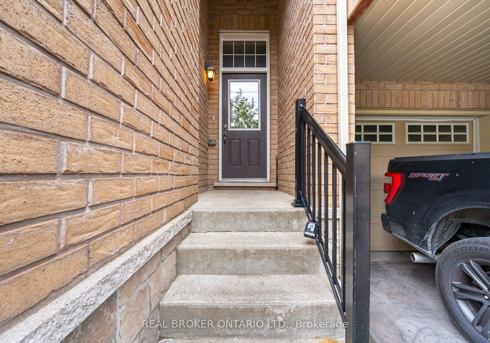 50-magdalene-crescent-brampton-ontario-w13585288