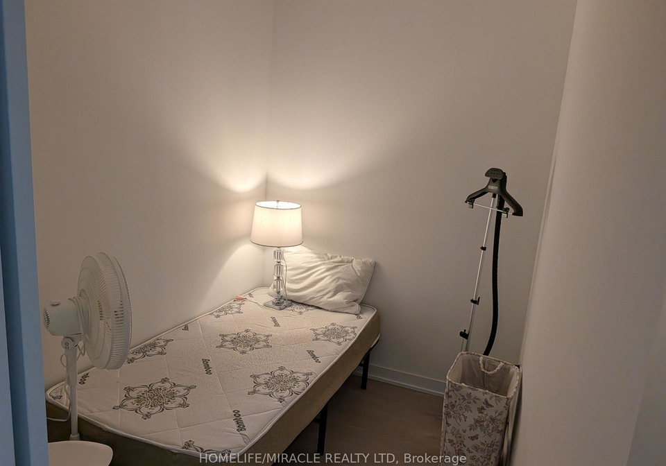 3900-confederation-parkway-mississauga-ontario-w13585422