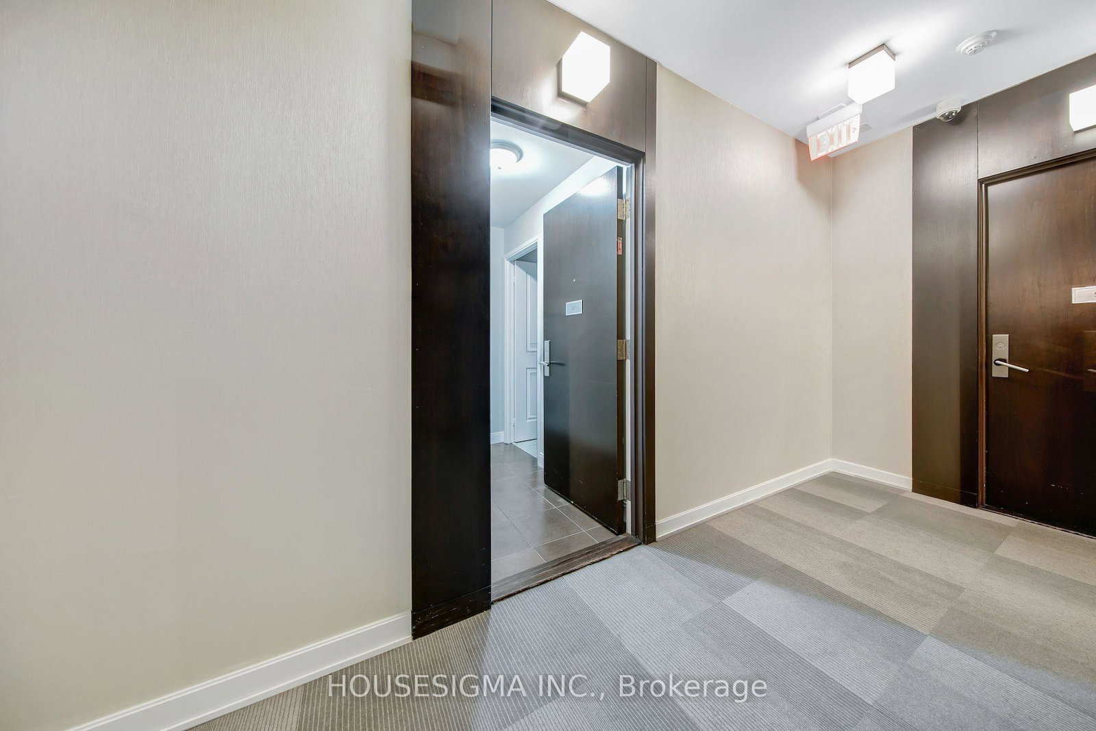 60-absolute-avenue-mississauga-ontario-w13585528