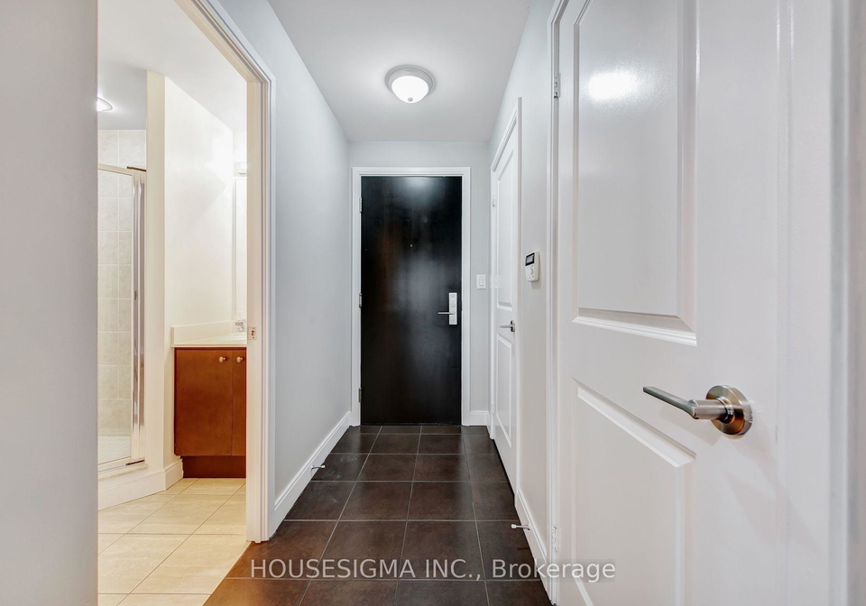 60-absolute-avenue-mississauga-ontario-w13585528