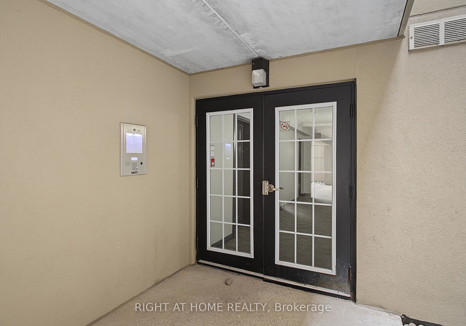 1491-maple-avenue-milton-ontario-w13585540