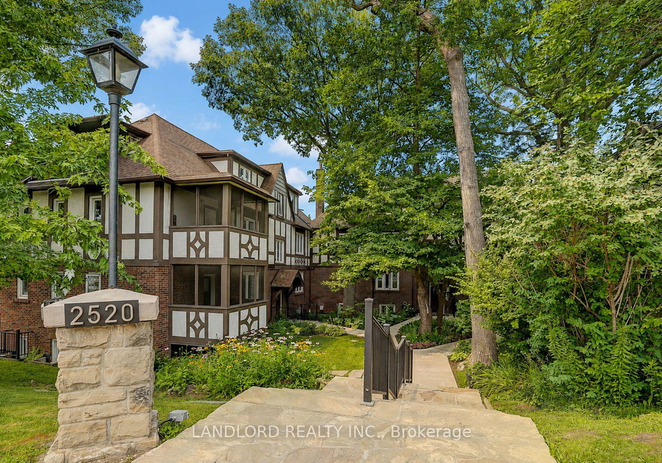 2520-bloor-street-w-toronto-toronto-ontario-w13585734