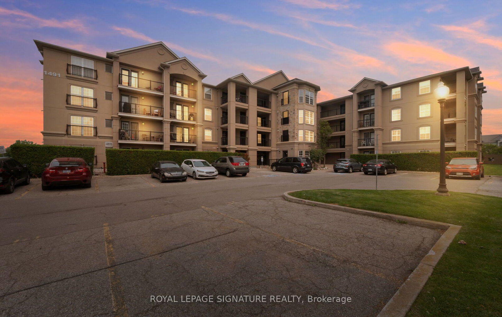 1491-maple-avenue-milton-ontario-w13586246