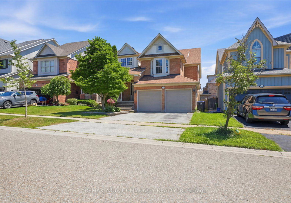 6926-early-settler-row-mississauga-ontario-w13586264
