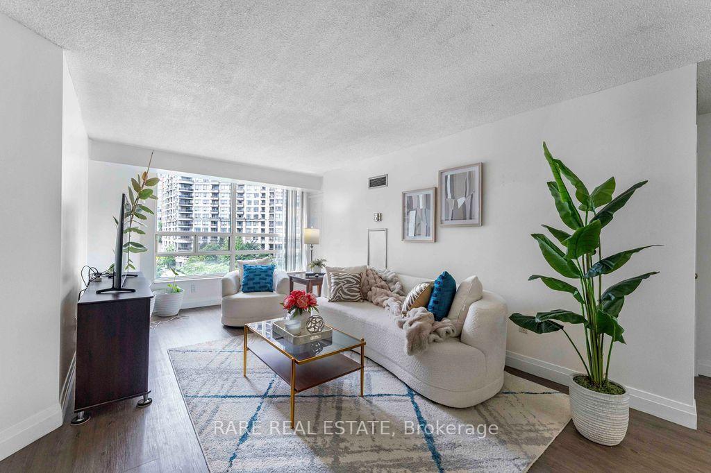 250-webb-drive-mississauga-ontario-w13586294