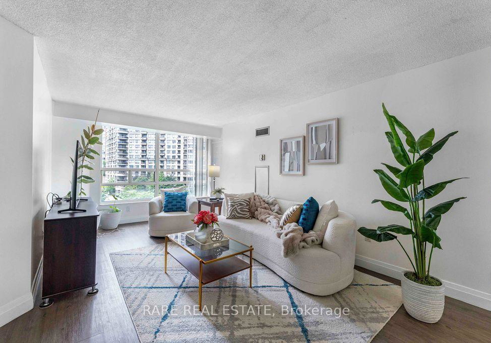 250-webb-drive-mississauga-ontario-w13586294