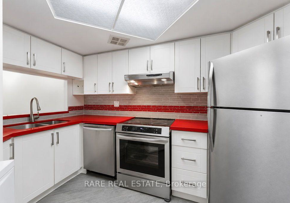 250-webb-drive-mississauga-ontario-w13586294