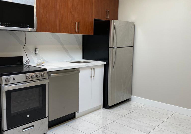 1022-bloor-street-w-toronto-toronto-ontario-w13586708