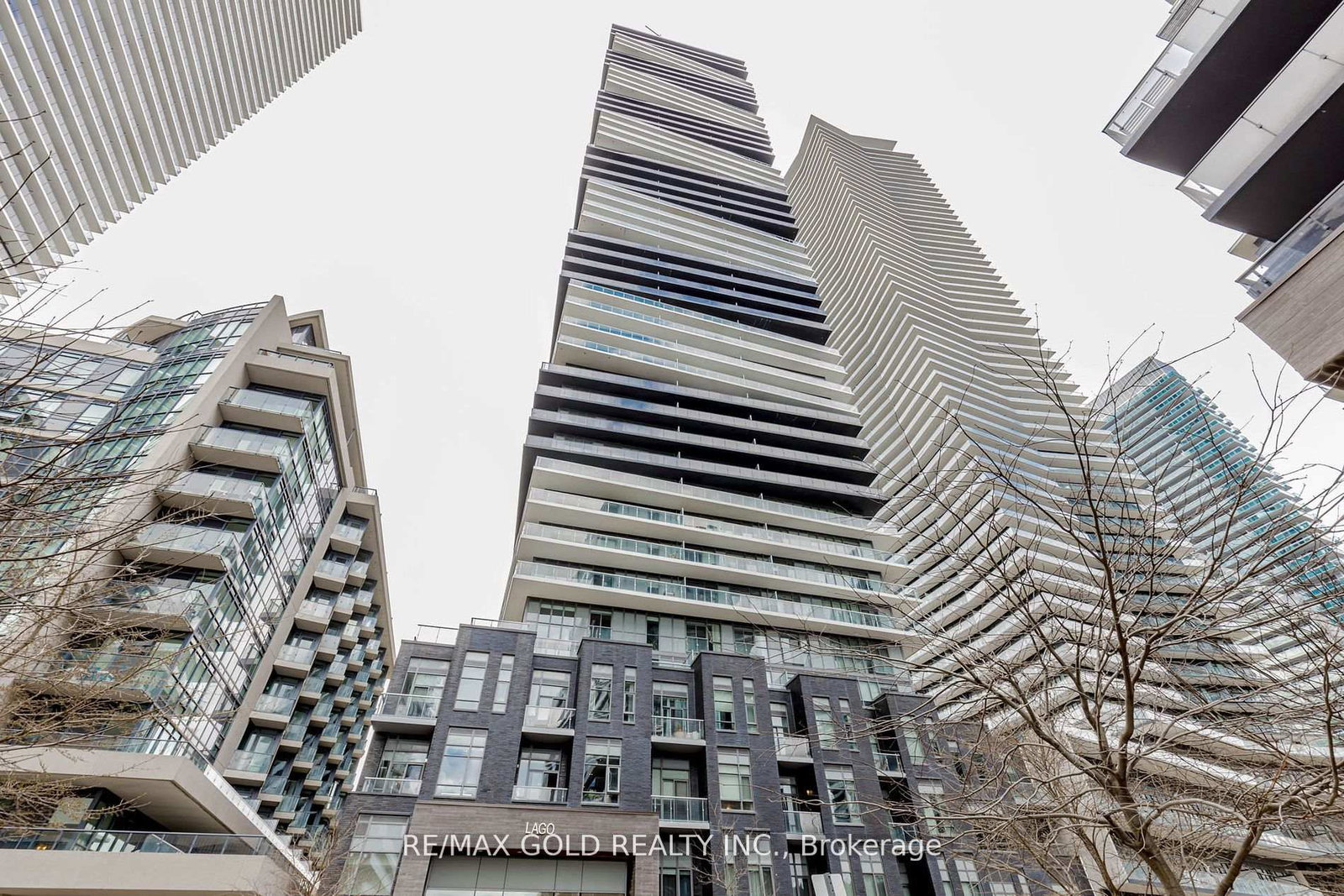 56-annie-craig-drive-toronto-etobicoke-ontario-w13586736