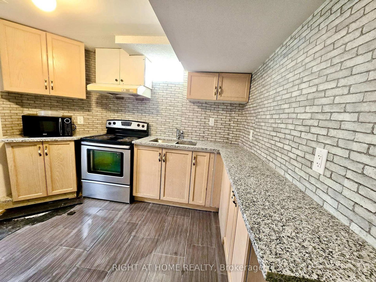 55-velvet-grass-lane-brampton-ontario-w13586876