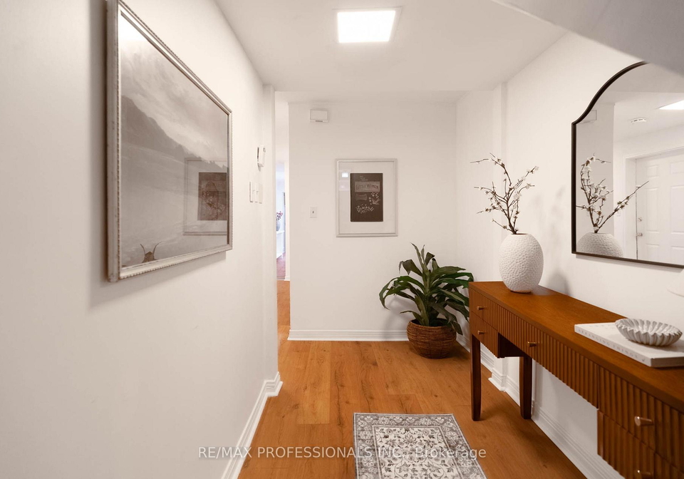 358-pacific-avenue-toronto-toronto-ontario-w13586978