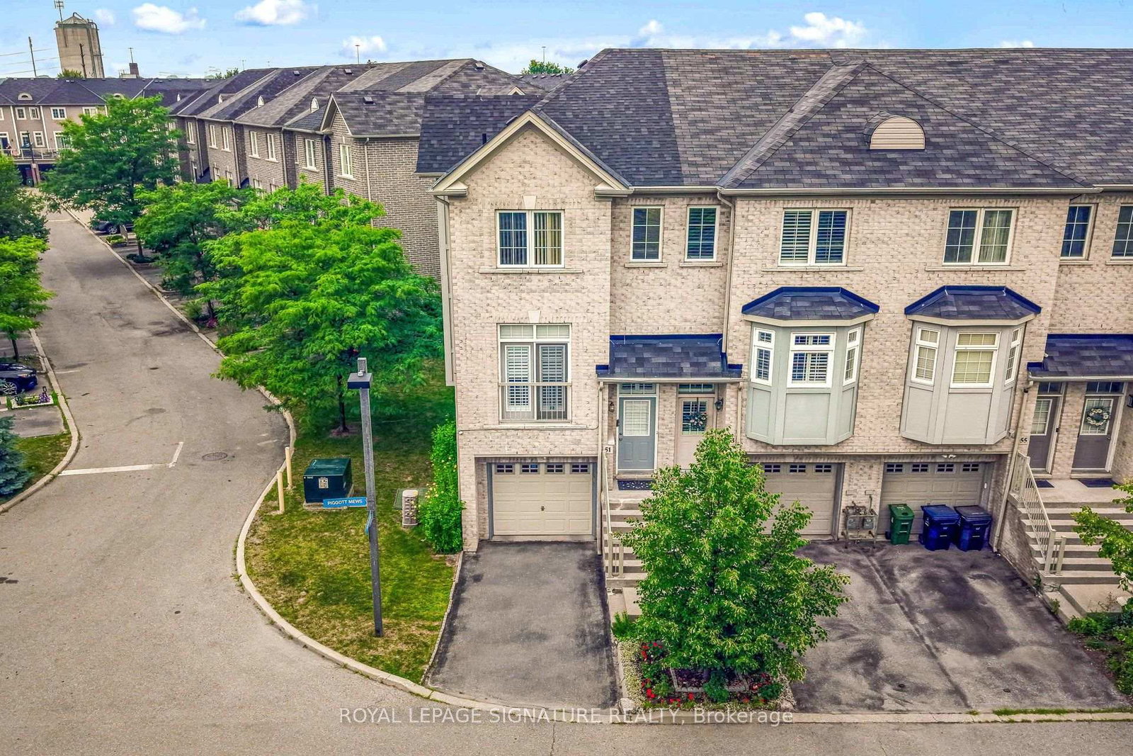 51-piggott-mews-toronto-north-york-ontario-w13587242