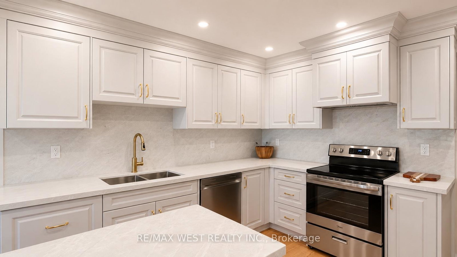 65-foch-avenue-toronto-etobicoke-ontario-w13587342