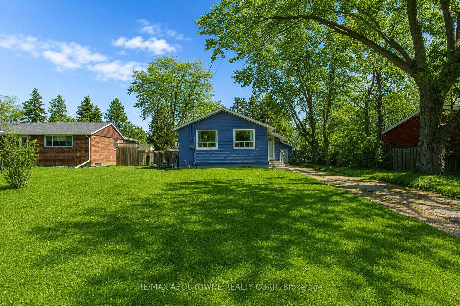 114-ringwood-road-oakville-ontario-w13587548