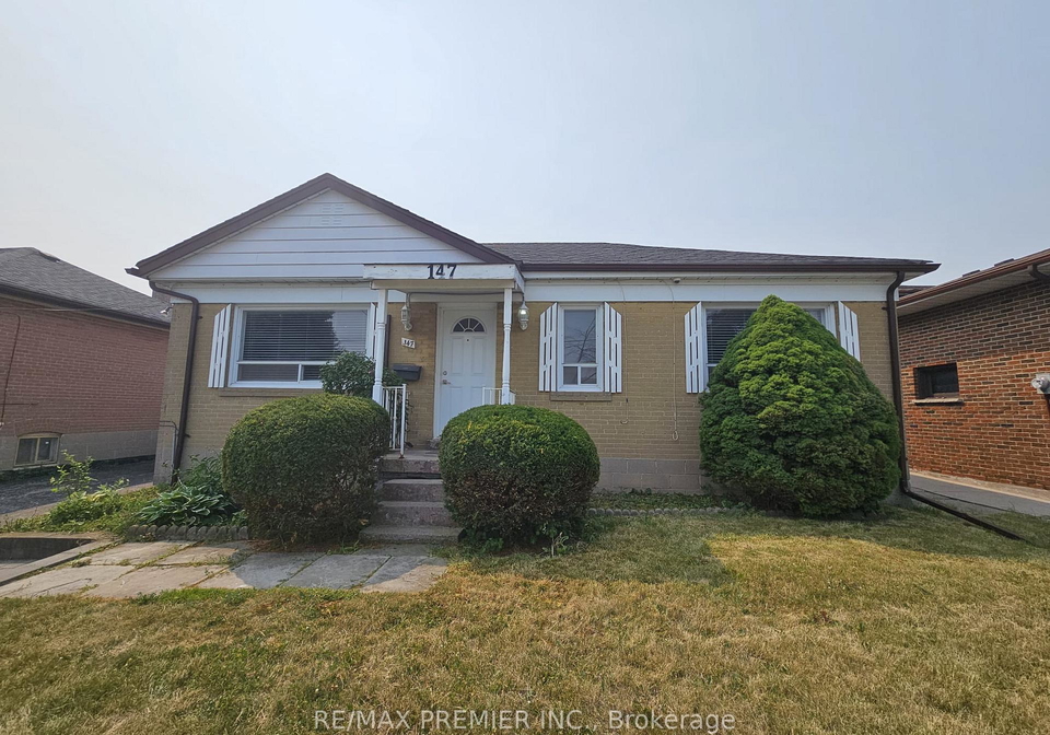 147-calvington-drive-toronto-york-ontario-w13587596