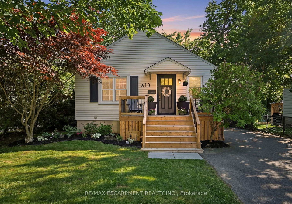 613-clark-avenue-burlington-ontario-w13587820