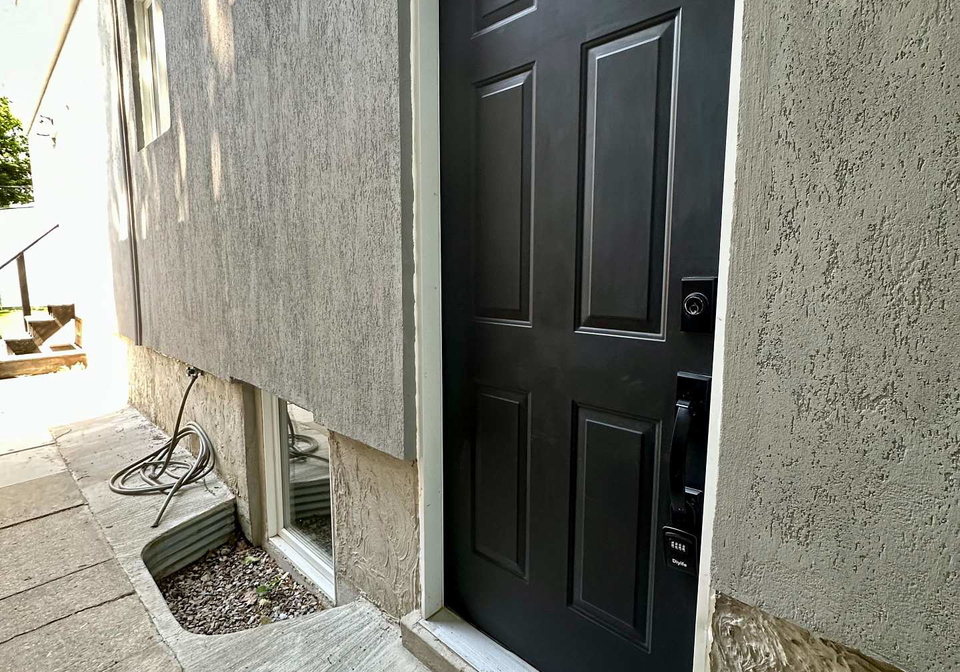 6-lapp-street-toronto-toronto-ontario-w13588140