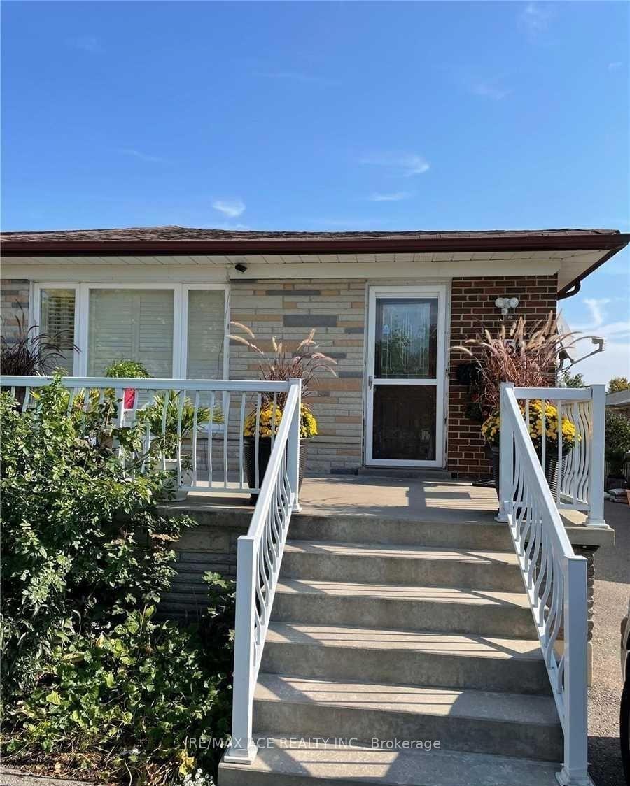 65-dellbrook-crescent-toronto-york-ontario-w13588642