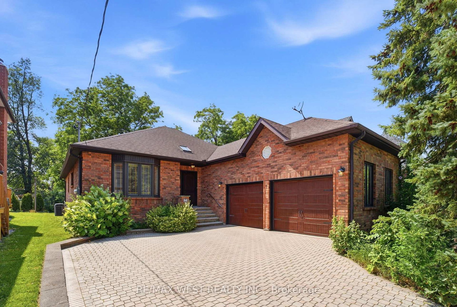 88-riverdale-drive-toronto-etobicoke-ontario-w13588710
