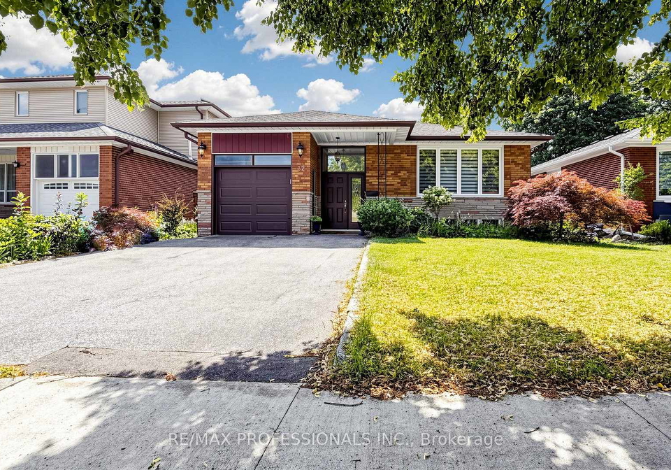 32-sellmar-road-toronto-etobicoke-ontario-w13588748