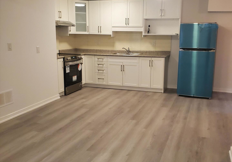 1118-lambton-drive-oakville-ontario-w13588932