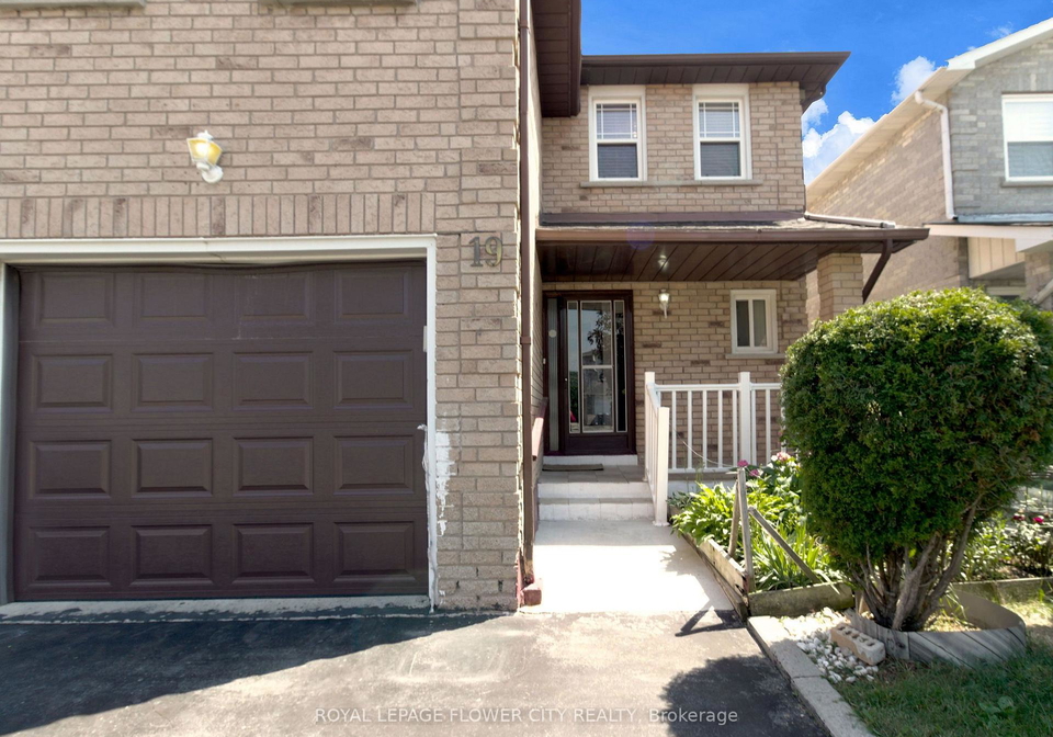 19-fallen-oak-court-brampton-ontario-w13589002