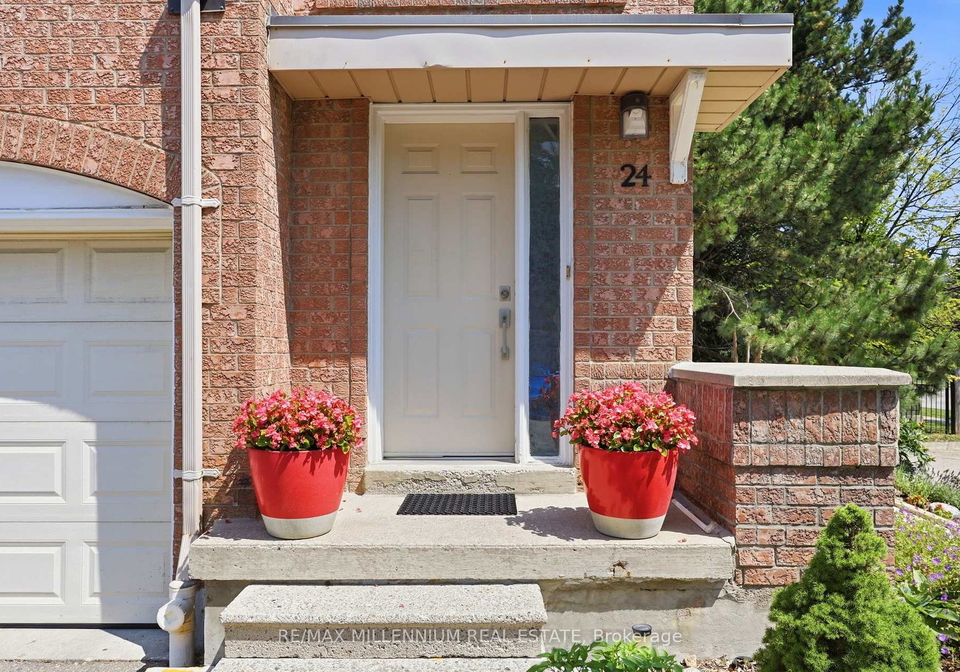 115-bristol-road-e-mississauga-ontario-w13589004