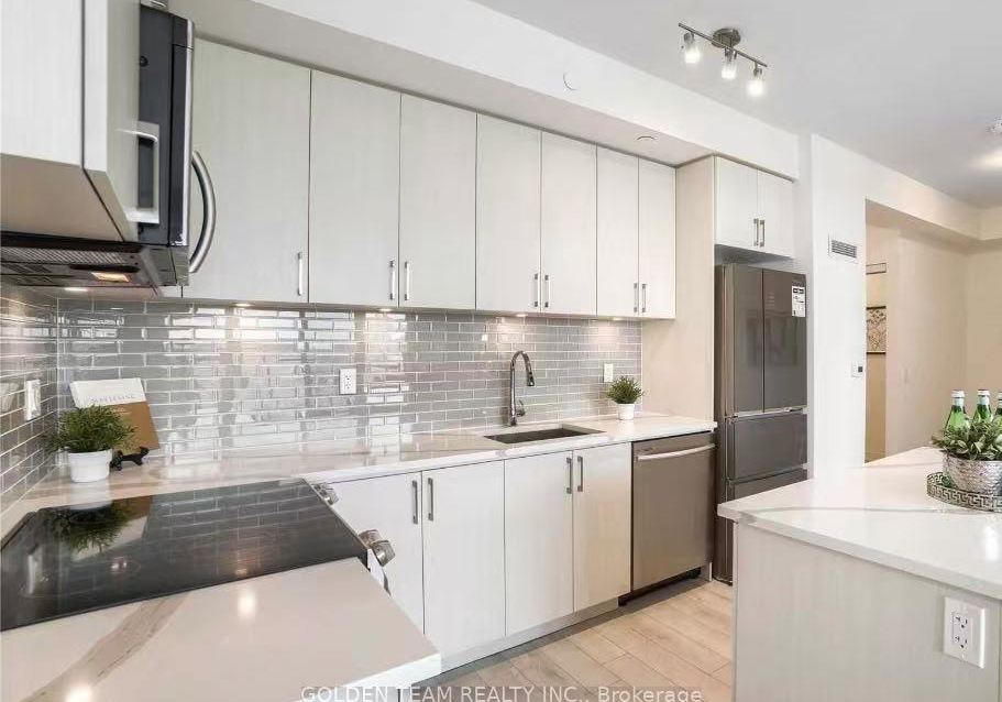 4699-glen-e-erin-drive-mississauga-ontario-w13589102