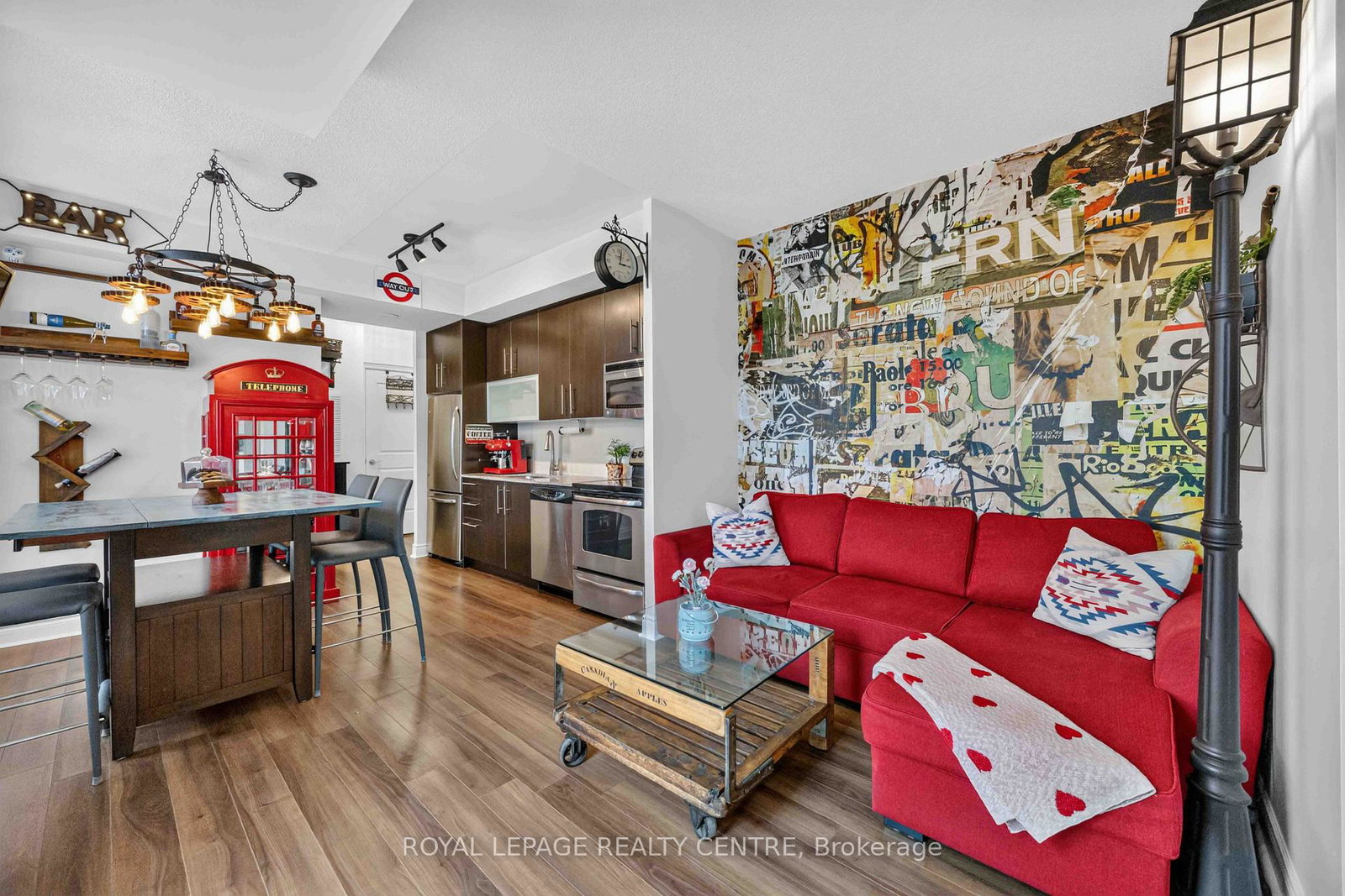16-brookers-lane-toronto-etobicoke-ontario-w13589170