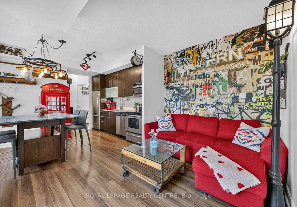 16-brookers-lane-toronto-etobicoke-ontario-w13589170