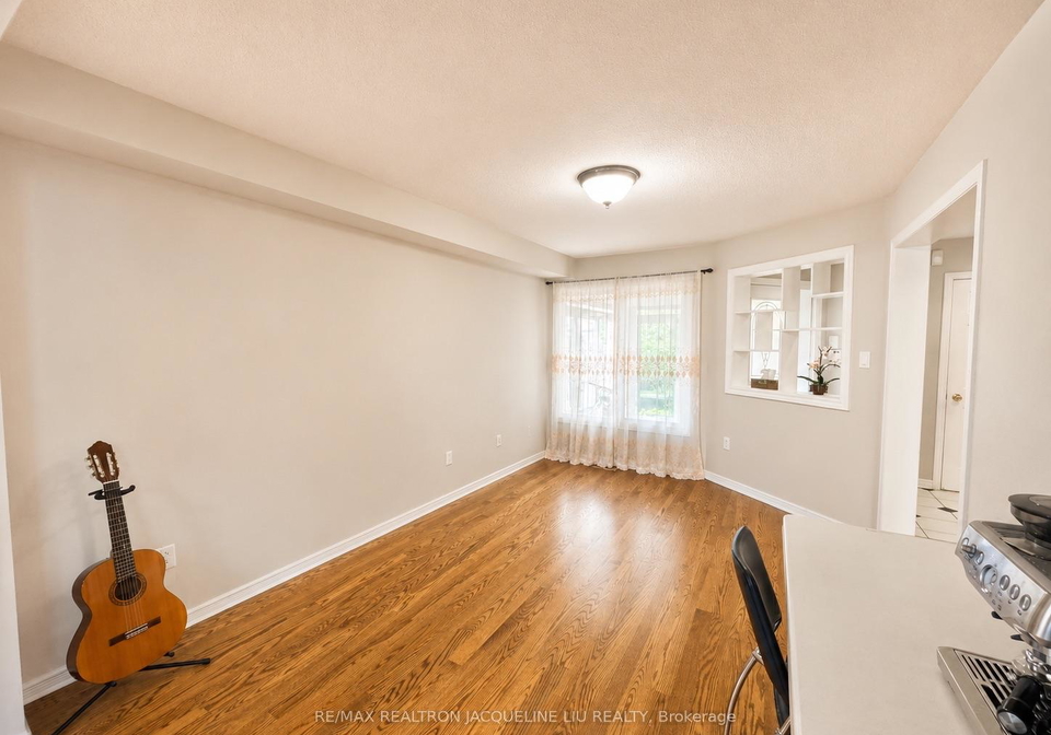 2409-willowburne-drive-mississauga-ontario-w13589340