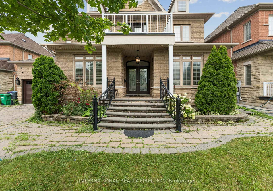 8-redwillow-road-brampton-ontario-w13589414
