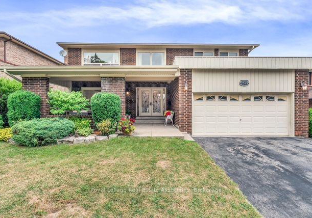 2529-claymore-crescent-mississauga-ontario-w13589416