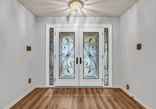 2529-claymore-crescent-mississauga-ontario-w13589416