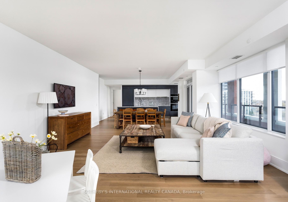 259-the-kingsway-toronto-etobicoke-ontario-w13589446