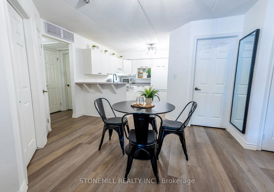2030-cleaver-avenue-burlington-ontario-w13589480