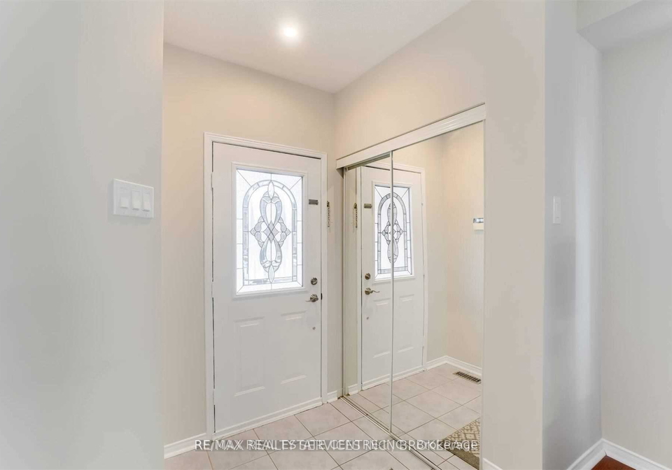 92-lake-louise-drive-brampton-ontario-w13589936