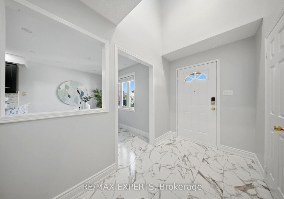 5910-greensboro-drive-mississauga-ontario-w13590100