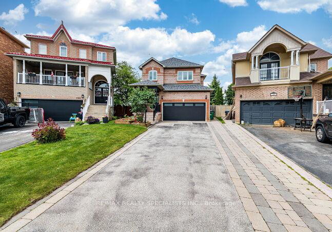 7389-banffshire-court-mississauga-ontario-w13590310