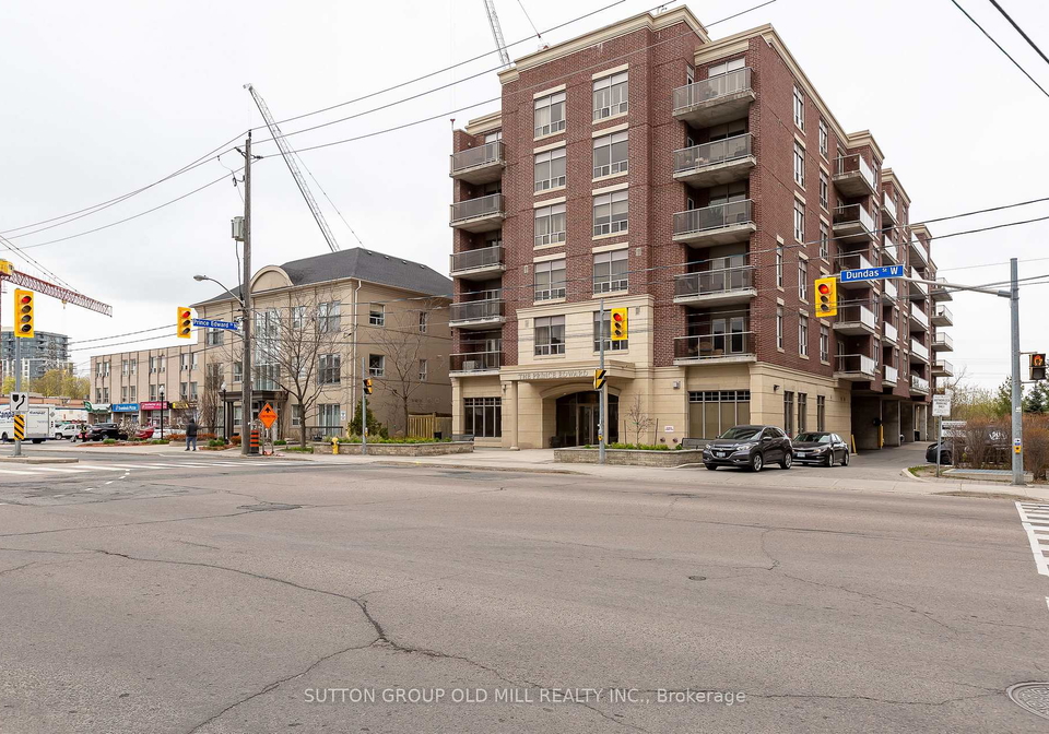 4196-dundas-street-w-toronto-etobicoke-ontario-w13590584