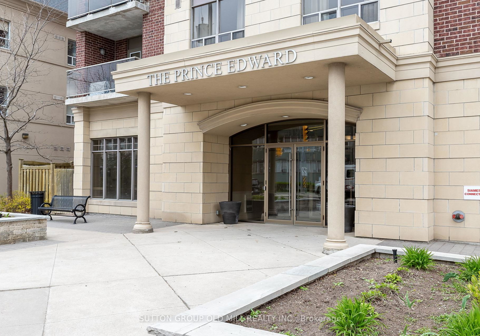 4196-dundas-street-w-toronto-etobicoke-ontario-w13590584