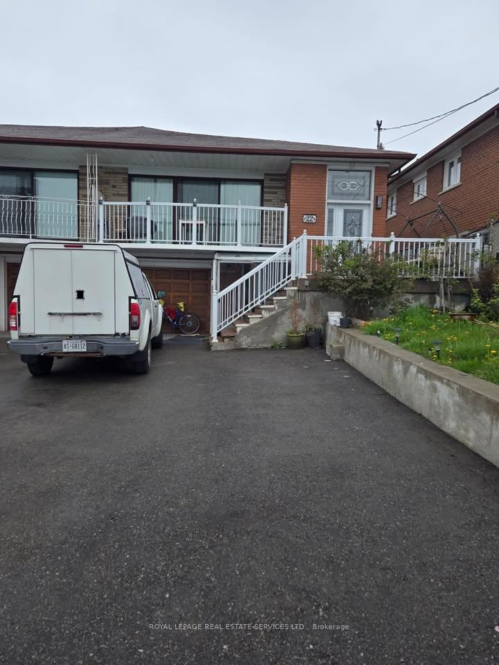 22-brubeck-road-n-toronto-york-ontario-w13590612