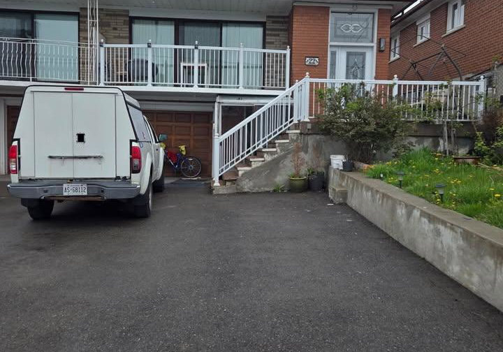 22-brubeck-road-n-toronto-york-ontario-w13590612