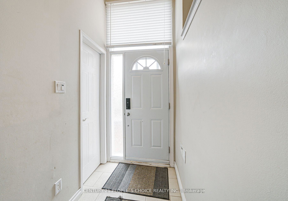 83-corey-circle-halton-hills-ontario-w13590688