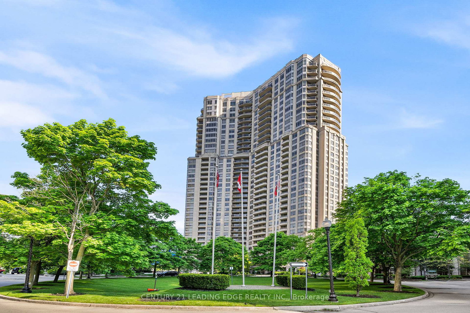 35-kingsbridge-garden-circle-mississauga-ontario-w13590716
