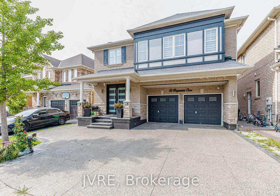 12-peppermint-close-brampton-ontario-w13590722