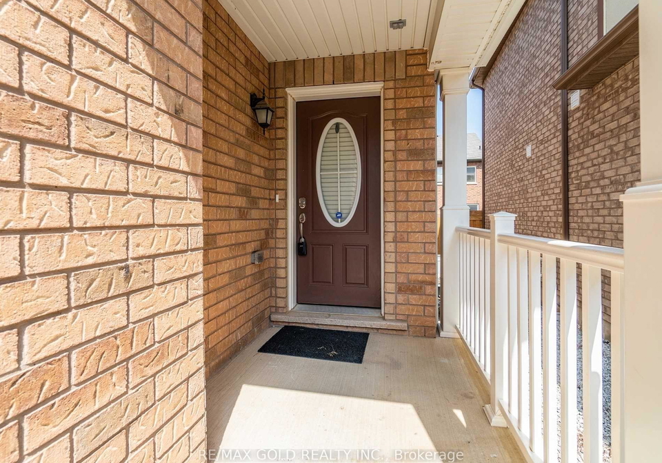 102-leadenhall-road-brampton-ontario-w13590788