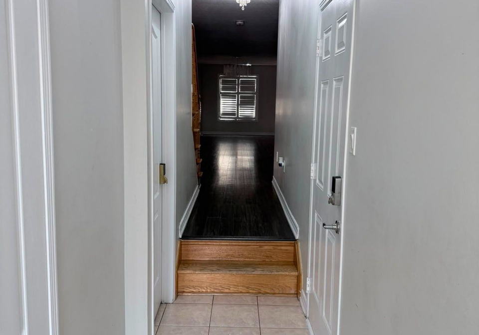 124-crystalview-crescent-e-brampton-ontario-w13590812