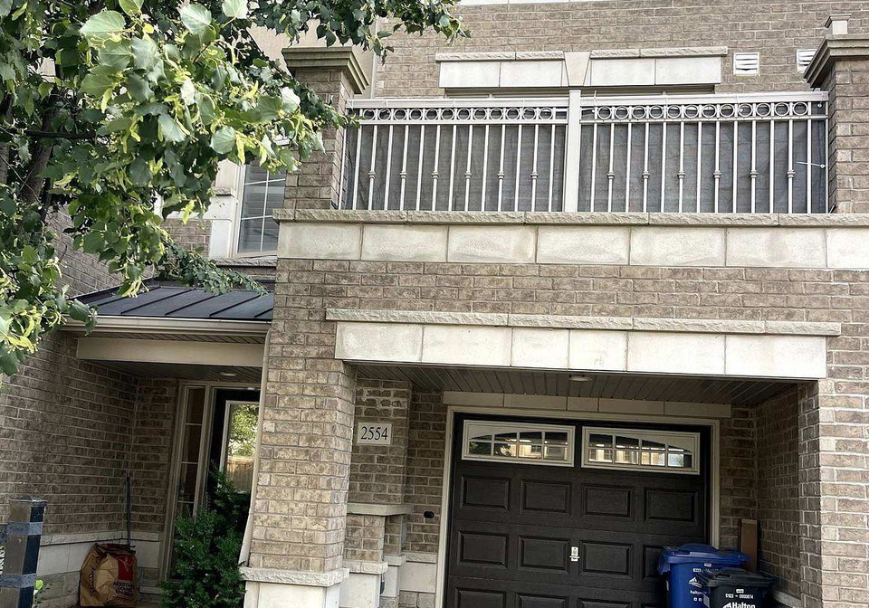 2554-grand-oak-trail-oakville-ontario-w13591054