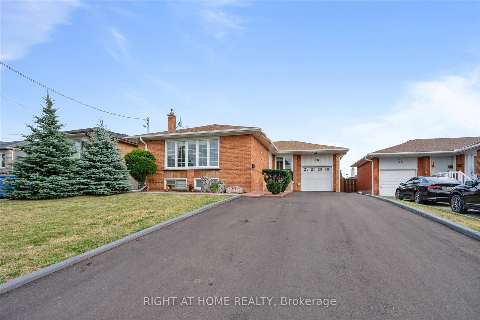 93-denbigh-crescent-toronto-york-ontario-w13591062